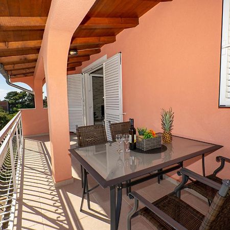 Seaview & Balcony Apartment Petra Jadrija Dış mekan fotoğraf