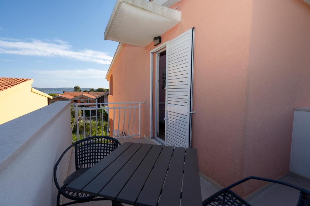Seaview & Balcony Apartment Petra Jadrija Dış mekan fotoğraf