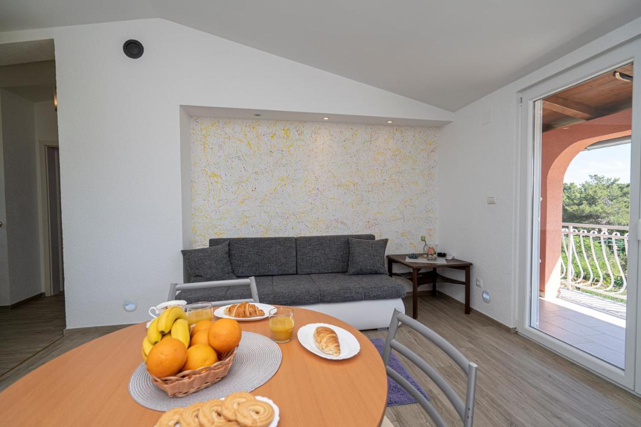 Seaview & Balcony Apartment Petra Jadrija Dış mekan fotoğraf
